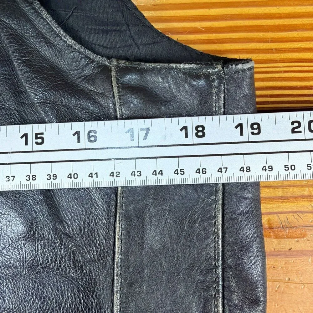 VTG Men Leather Vest Black Motorcycle Biker Sz Small Embossed Eagle 90’s w/Pins